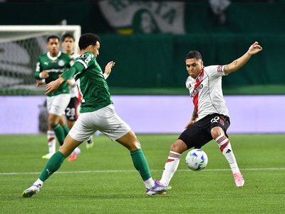 River se vino a pique en el segundo tiempo y se despidió ante Palmeiras
