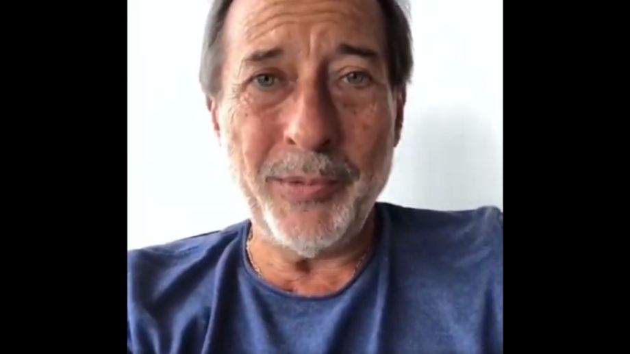 Guillermo Francella le habla a Loncopué. Fuente: (Twitter)