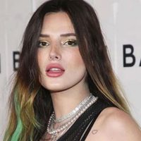 "¡Estrella en llamas!" Bella Thorne luce un bañador que no podrás dejar de ver ¿Listo?
