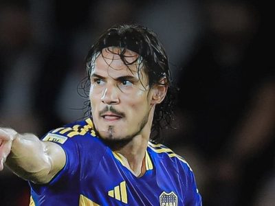 No le gustó: el fuerte reclamo de Edinson Cavani a un compañero que se hizo viral