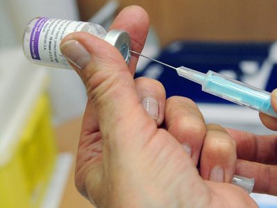 Tercera dosis de la vacuna: quiénes podrían recibir un refuerzo del inmunizante