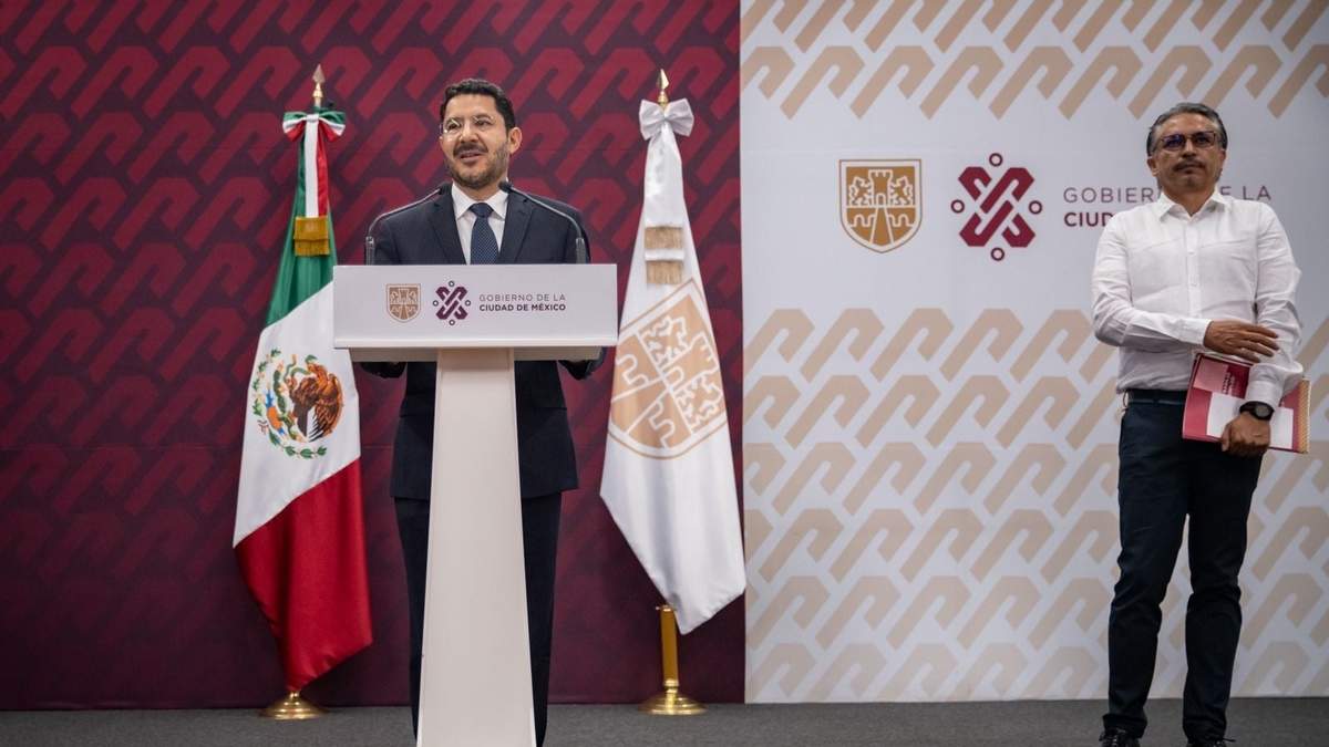 Martí Batres, jefe de gobierno interino de la CDMX