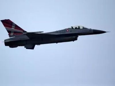 Zelenski despliega de aviones de combate F-16 de fabricación estadunidense