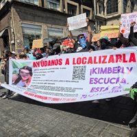División en marchas por Kimberly Ramos: estudiantes exigen la salida de la rectora de la UAEM