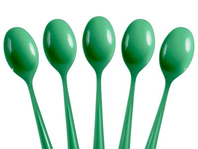 No tires las cucharas plásticas: creá este glamoroso jarrón, como comprado en una tienda