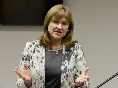 Pechen aseguró que el plan de becas acompañará a los alumnos que necesiten respaldo económico