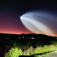Lanzamiento del cohete Falcon 9 sorprende a ciudadanos del norte del país (Videos)