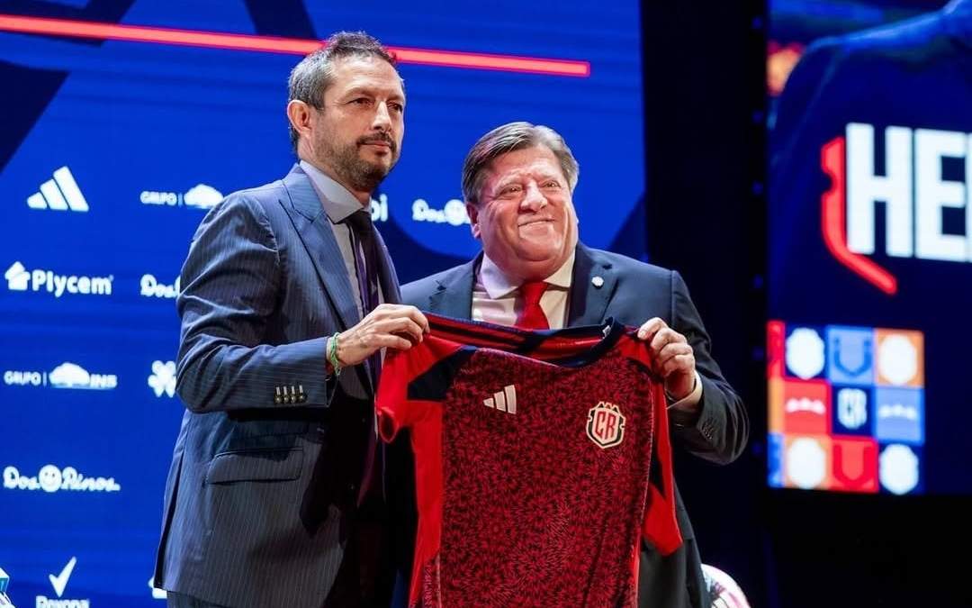 Presentación de Miguel Herrera como DT de Costa Rica