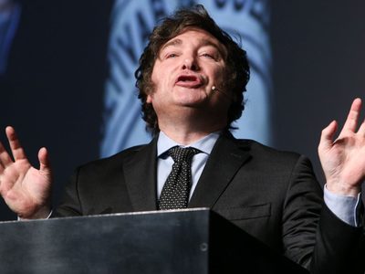 Javier Milei arremetió contra Alberto Fernández, Fabiola Yáñez y periodistas