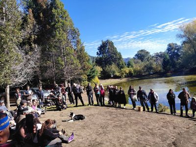 Comunidad mapuche Lof Melo rechazó el desalojo en Villa La Angostura y pide una cautelar urgente