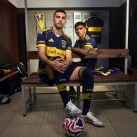 Enamoraron a todos los hinchas: cuánto cuestan las nuevas camisetas de Boca