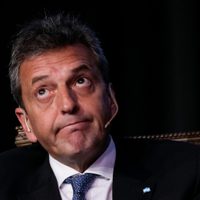 Argentina anuncia medidas económicas para ayudar a sectores golpeados por la devaluación