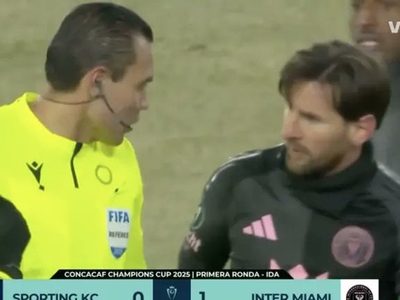 Concacaf suspendería seis meses al árbitro mexicano “Gato” Ortiz por pedir autógrafo a Messi