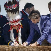 Canadá pagará mil millones de dólares a un pueblo nativo para “enmendar un daño del pasado”