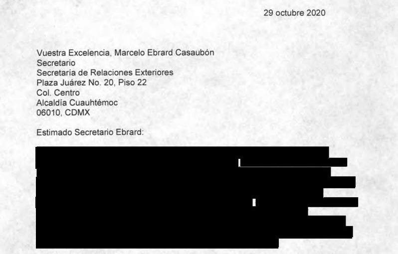La mayor parte del expediente publicado por la FGR está tachado