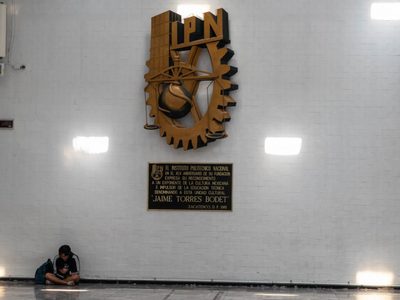 Estudiantes del IPN bloquean Circuito Interior; alistan diálogo con Segob el próximo miércoles