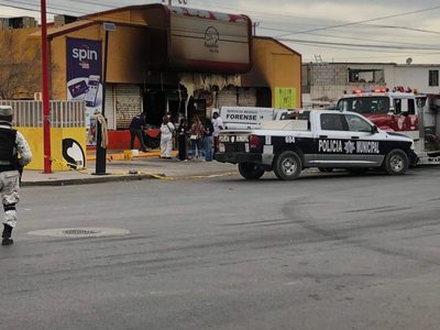 Ahora en Ciudad Juárez: Atacan tiendas, gasolineras y matan al menos a 10, incluido un locutor
