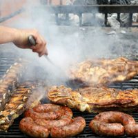 Un asado que trajo muchos problemas en Bariloche