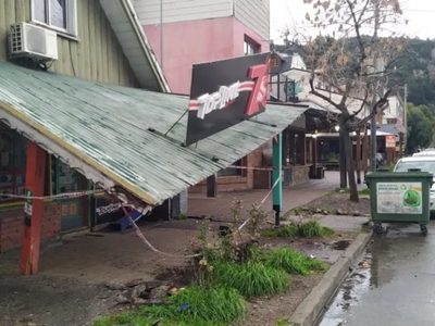 Con 2,24 de alcohol en sangre chocó y destrozó un kiosco: "Me mandé un cagadón", confesó