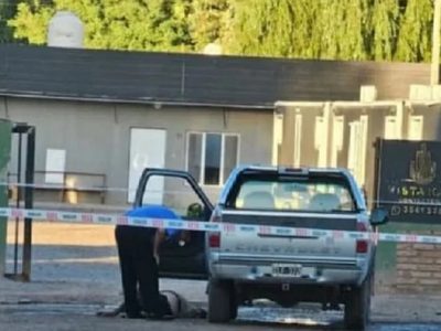 Le partieron la cabeza con una llave cruz por un mínimo incidente vial