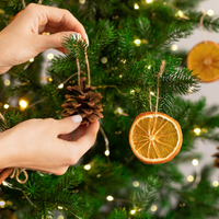 Renová tu deco navideña con tiempo: no tires las latas de conserva y usalas para que sea una navidad especial
