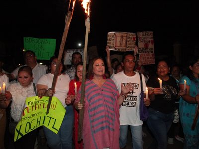 Con “Marcha de la Esperanza”, Xóchitl Gálvez inicia precampaña en Coyuca de Benítez