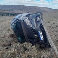 Las Coloradas: buscan a un vehículo que causó un vuelco y escapó sin asistir a las víctimas