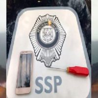Detienen a dos mujeres por robar un teléfono celular en la estación Chilpancingo del Metrobús