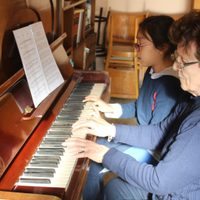 Y un día Rosi Tisot volvió a tocar el piano en Zapala