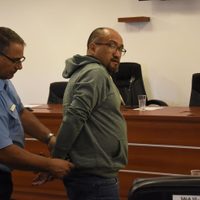 Tras un allanamiento detienen a Armando López por instigar la toma de terrenos