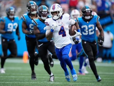 Los Bills derrotan a los Panthers 40-9; Josh Allen consiguió tres touchdowns