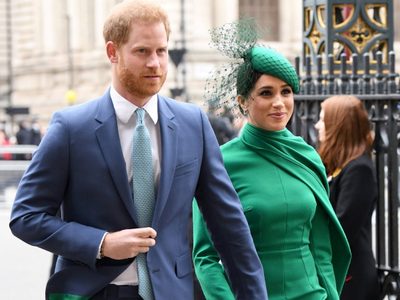 El príncipe Harry y Meghan Markle, acorralados: el fuerte castigo que prepara la corona británica