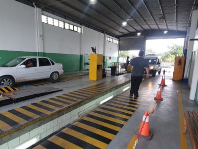 Reciben hasta 60 vehículos por día para realizar la VTV en Neuquén