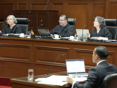 Nuevo secretario de acuerdos de la Corte comete su primer error... y ningún ministro lo corrigió