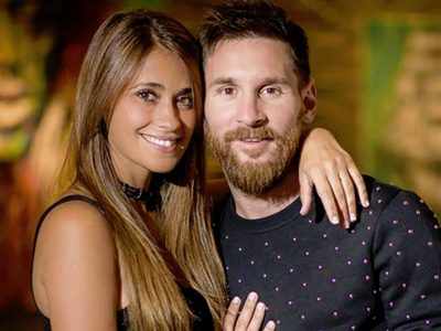 Antonela Roccuzzo disfruta de Ibiza junto a Lio Messi, sus hijos y amigos