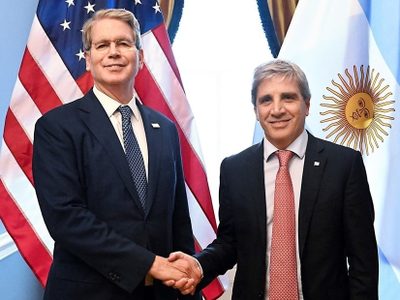 Caputo se refirió al acuerdo de Estados Unidos como un “whatever it takes”
