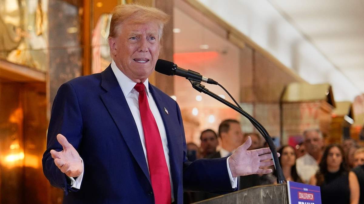 El expresidente Donald Trump ofreció una conferencia en la Trump Tower de Nueva York