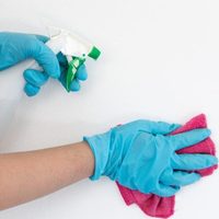 La pintura vale fortuna: conocé el truco para eliminar manchas en las paredes a color y dejarlas como nuevas