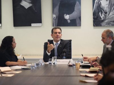 Si hay recorte 'con machete” en el INE, podría ponerse en riesgo la elección de 2021: Córdova