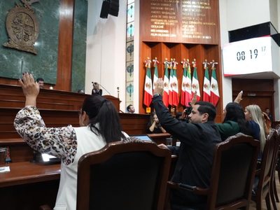Legisladores de Sinaloa aprueban nuevo mega préstamo por 2 mil 200 mdp al gobernador Rubén Rocha