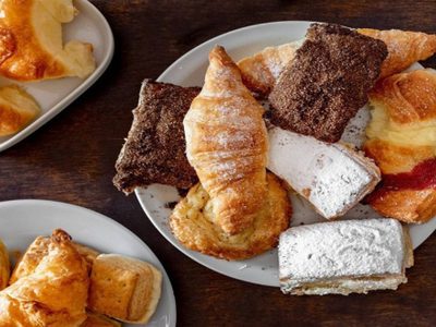 El secreto de las panaderías: no tires las facturas que te sobraron del finde y hacete este tremendo budín napolitano