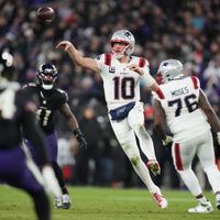 Drake Maye lidera a los Patriots a la victoria sobre Ravens y asegura lugar en playoffs