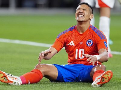 De estar en la cima a sufrir con la Roja: el punto que causó el declive de la carrera de Alexis Sánchez