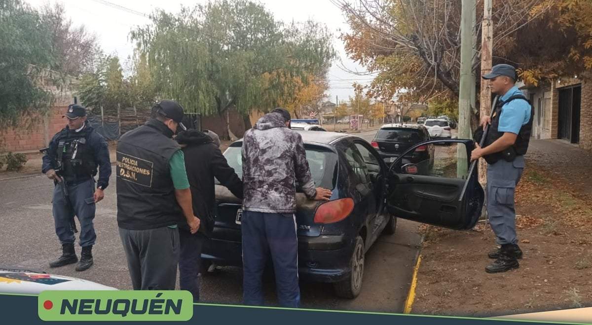 Los detenidos hacían "inteligencia" sobre autos y viviendas. Fuente (Policía de Neuquén)