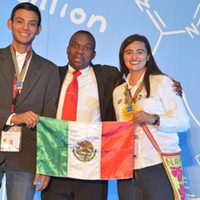 Alumnos del TecNM ganan medalla de oro en feria de ciencias de Sudáfrica