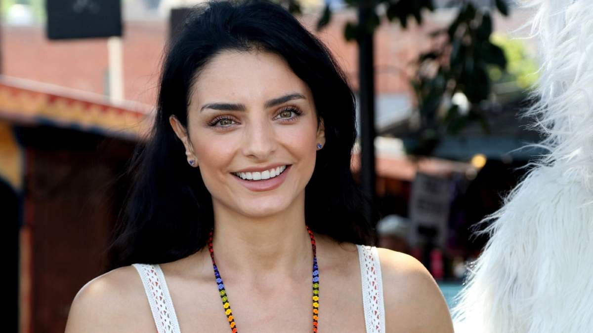 Aislinn Derbez. Fuente: (Instagram)