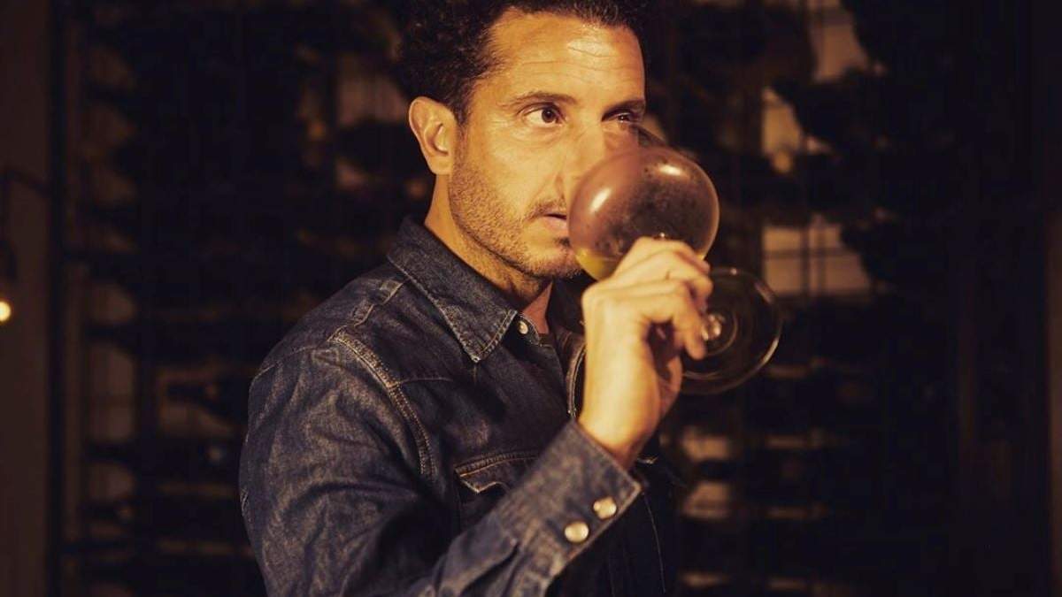 Sommelier vende vinos de alta gama a domicilio. Fuente: (Instagram)