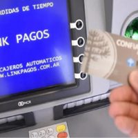 El Gobierno anunció la fecha de pago de los salarios de marzo y el aumento a estatales de la provincia