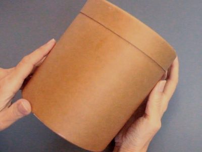 Con las tapas de dulce de leche que ibas a tirar: armá un lindo espejo para tu habitación sin gastar un peso