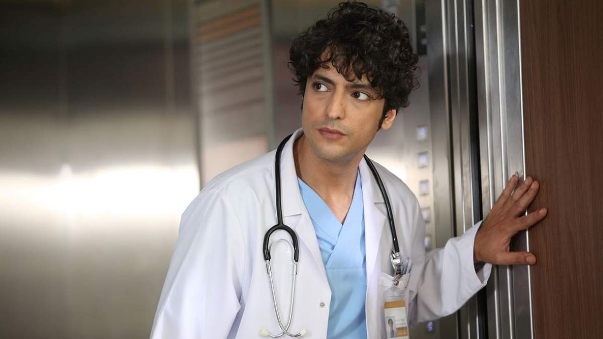 Taner Olmez en "Doctor Milagro". Fuente: (Instagram)